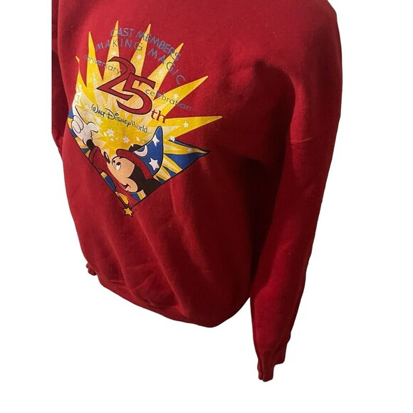 Vintage Walt Disney World Cast Members Making Magic 25th Anniversary Red Large - Picture 11 of 16